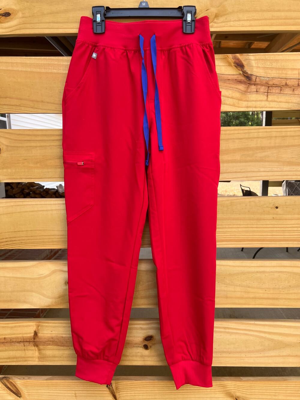 NWOT Figs Winning Red High Rise Zamora Joggers Blue Drawstring Size XS Petite